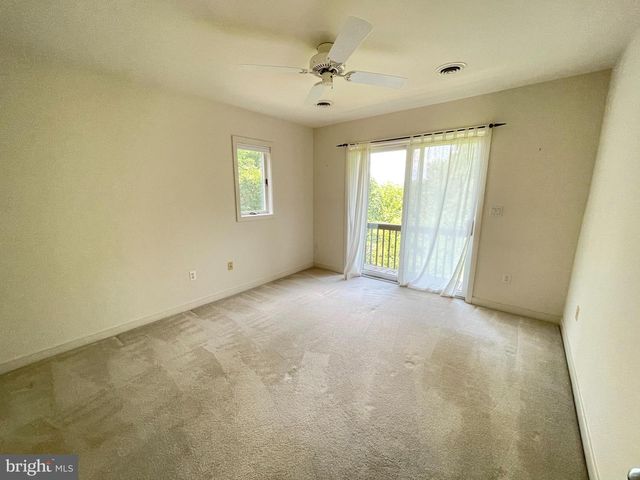 26 CANNON BLUFF DR, Stafford, VA 22554