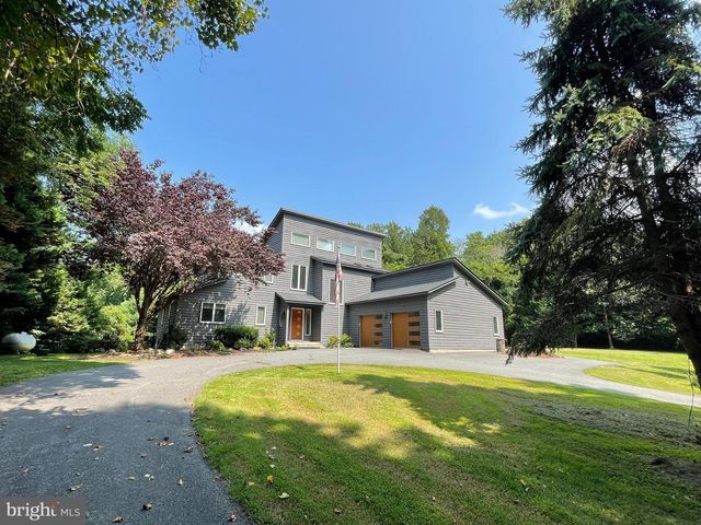 26 CANNON BLUFF DR, Stafford, VA 22554