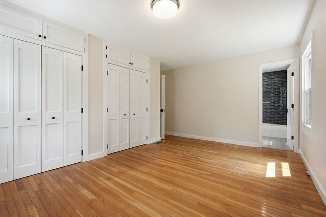 31 Colonial Court, Amherst, MA 01002