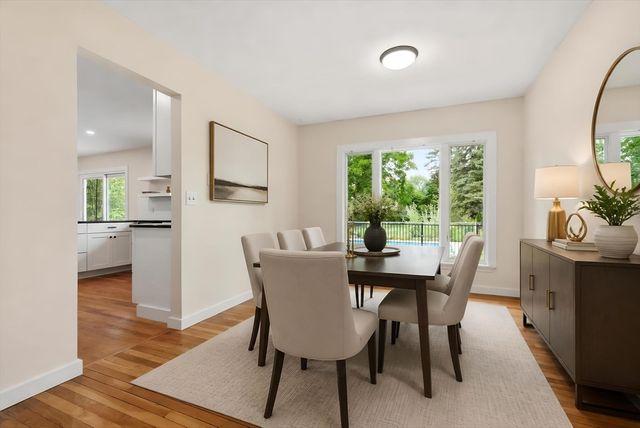 31 Colonial Court, Amherst, MA 01002
