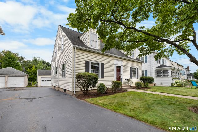57 Fennbrook Road, West Hartford, CT 06119