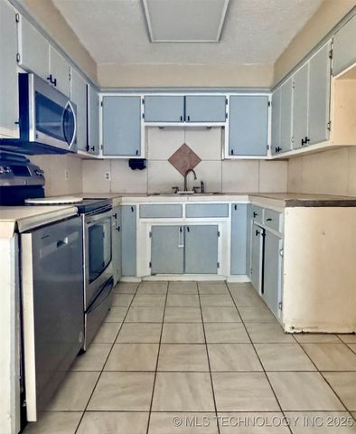 74 Hickory Wood Lane, Eufaula, OK 74432