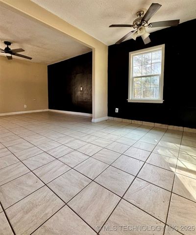 74 Hickory Wood Lane, Eufaula, OK 74432