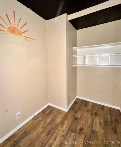 74 Hickory Wood Lane, Eufaula, OK 74432