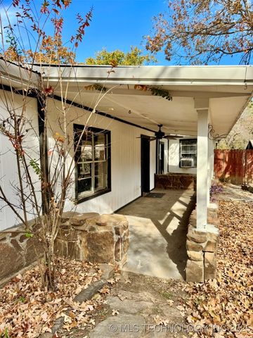 74 Hickory Wood Lane, Eufaula, OK 74432