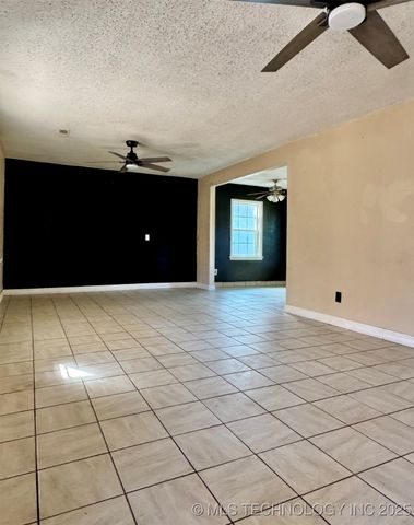 74 Hickory Wood Lane, Eufaula, OK 74432