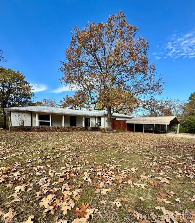 74 Hickory Wood Lane, Eufaula, OK 74432