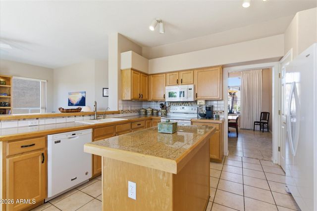 8115 E BIRDIE Lane, Gold Canyon, AZ 85118