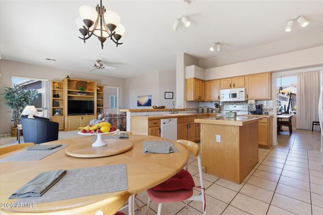 8115 E BIRDIE Lane, Gold Canyon, AZ 85118