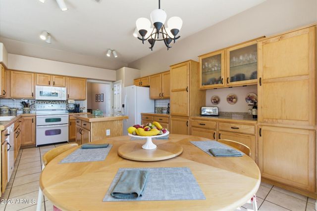 8115 E BIRDIE Lane, Gold Canyon, AZ 85118