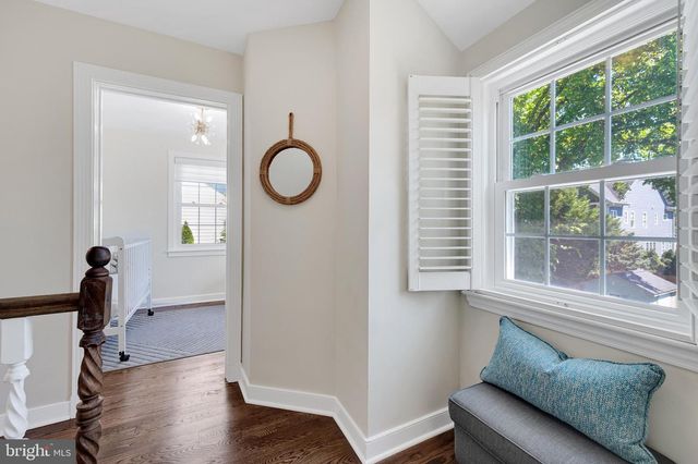 5804 WYNGATE DR, Bethesda, MD 20817