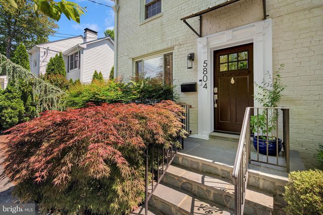 5804 WYNGATE DR, Bethesda, MD 20817