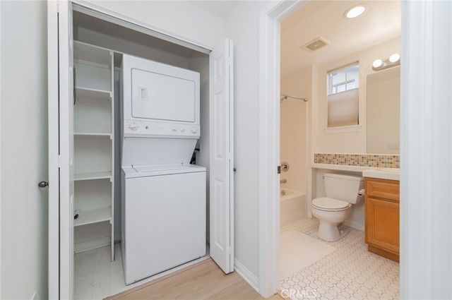 108 Jadestone, Irvine, CA 92603