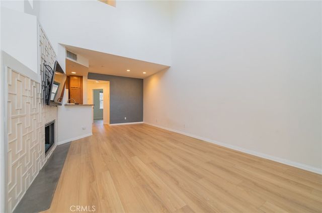 108 Jadestone, Irvine, CA 92603