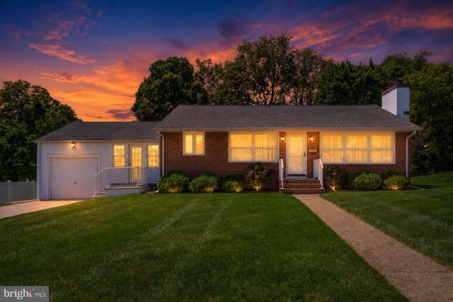 102 GLENVIEW DR, Lawrence, NJ 08648