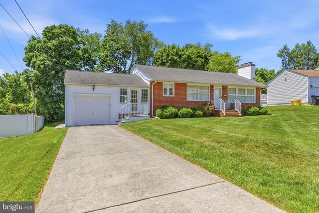 102 GLENVIEW DR, Lawrence, NJ 08648