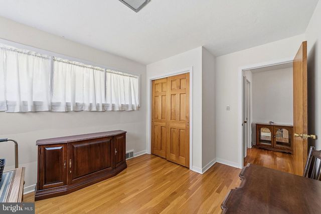 102 GLENVIEW DR, Lawrence, NJ 08648