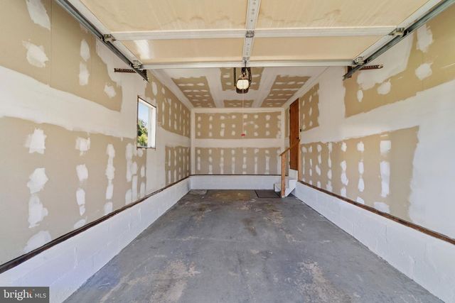 102 GLENVIEW DR, Lawrence, NJ 08648
