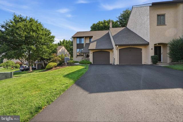 144 GOLF CLUB DR, Langhorne, PA 19047