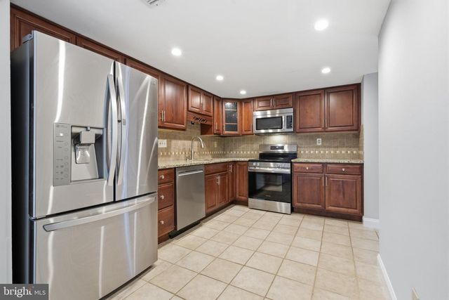 144 GOLF CLUB DR, Langhorne, PA 19047
