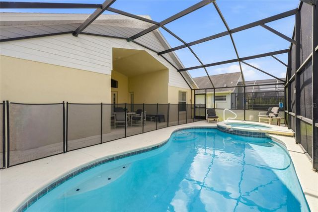 2555 ONEIDA LOOP, Kissimmee, FL 34747