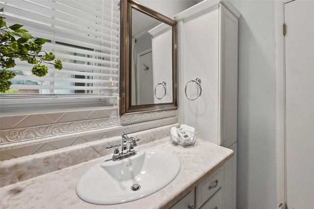 3513 Martin Lydon Avenue, Fort Worth, TX 76133