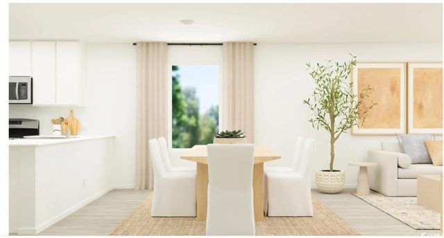 516 Runaway Train Dr, Loris, SC 29569