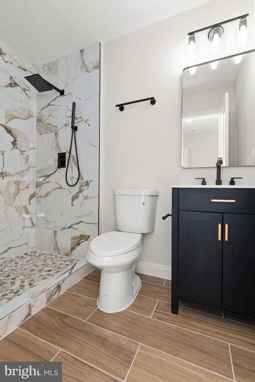 Image 18 of property listing at 822 E 41ST ST, Baltimore, MD 21218