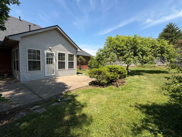 1251 Equestrian Way, Frankfort, KY 40601