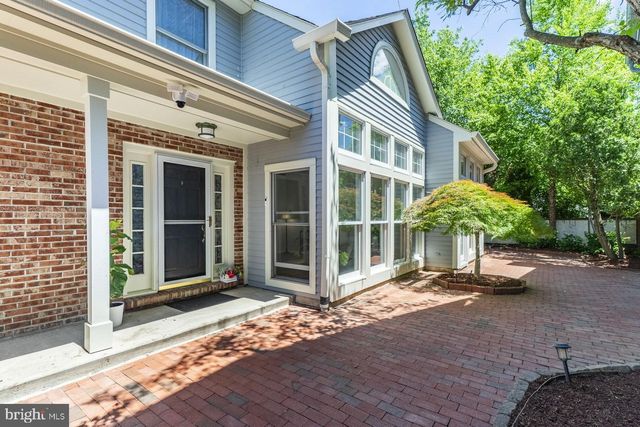 30 STONEBRIDGE LA, Princeton, NJ 08540