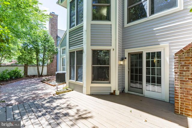 30 STONEBRIDGE LA, Princeton, NJ 08540