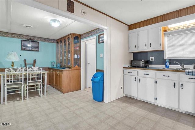 113 Pine Tree Road, Lumberton, NC 28360