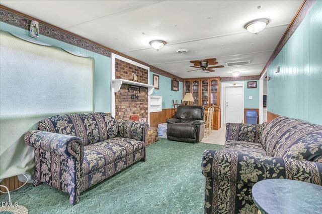 113 Pine Tree Road, Lumberton, NC 28360