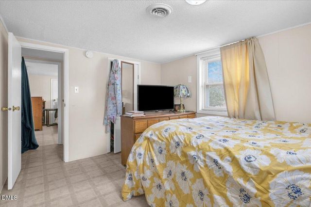 113 Pine Tree Road, Lumberton, NC 28360