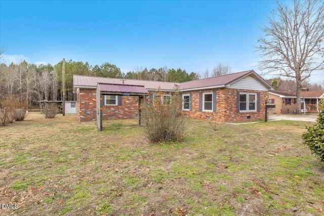113 Pine Tree Road, Lumberton, NC 28360