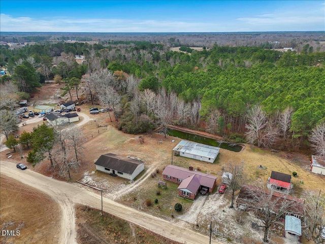113 Pine Tree Road, Lumberton, NC 28360