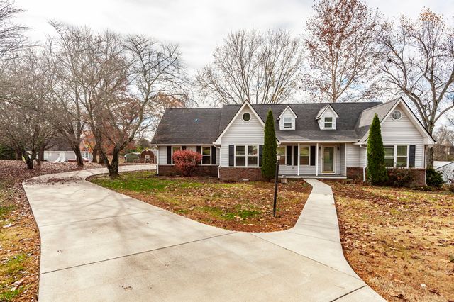 279 Saint Blaise Rd, Gallatin, TN 37066