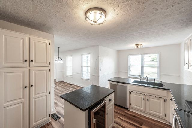 279 Saint Blaise Rd, Gallatin, TN 37066