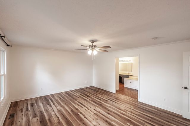 279 Saint Blaise Rd, Gallatin, TN 37066