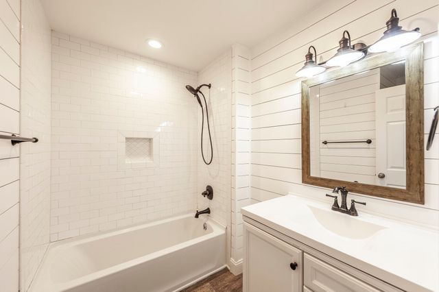 279 Saint Blaise Rd, Gallatin, TN 37066