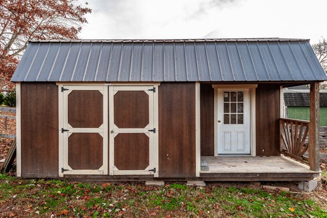 279 Saint Blaise Rd, Gallatin, TN 37066