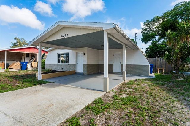 6229 50TH AVENUE N, St Petersburg, FL 33709