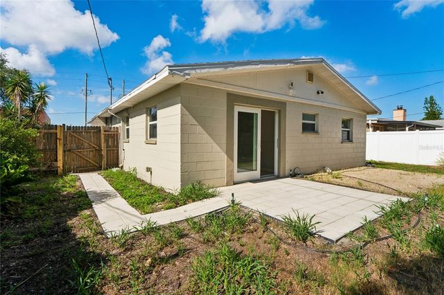 6229 50TH AVENUE N, St Petersburg, FL 33709