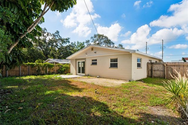 6229 50TH AVENUE N, St Petersburg, FL 33709