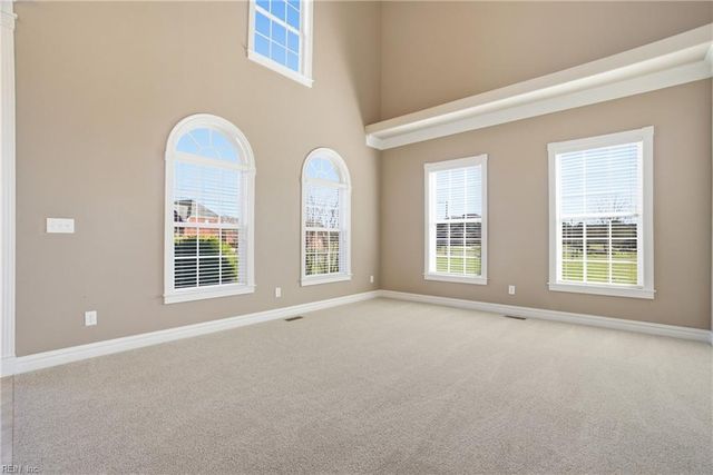 1445 Paul Eason DR, Chesapeake, VA 23322