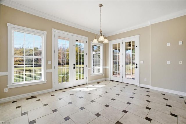 1445 Paul Eason DR, Chesapeake, VA 23322