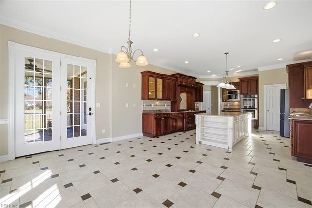 1445 Paul Eason DR, Chesapeake, VA 23322