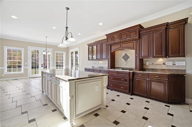 1445 Paul Eason DR, Chesapeake, VA 23322