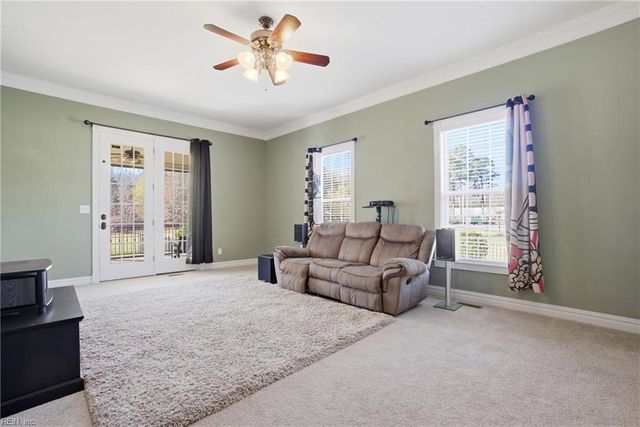 1445 Paul Eason DR, Chesapeake, VA 23322