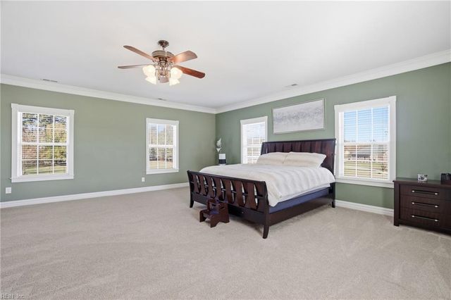 1445 Paul Eason DR, Chesapeake, VA 23322